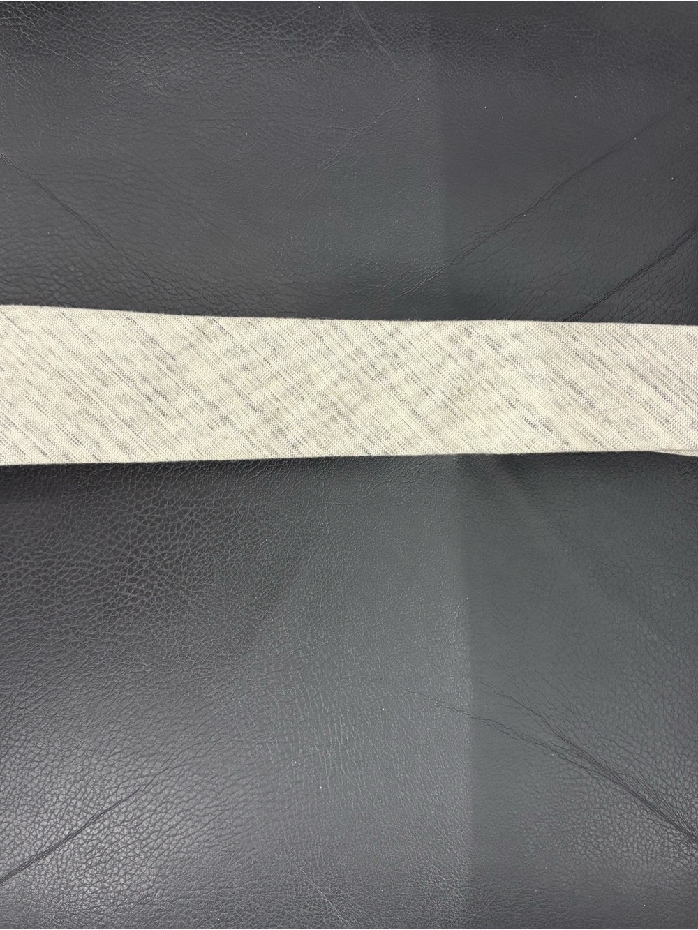 Banana Republic Men's Light Gray Textured Tie